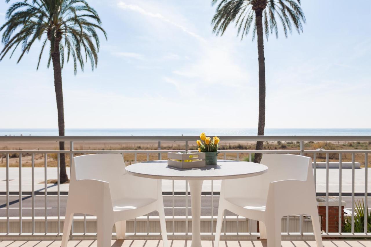 Amura Be my Guest Castelldefels Exterior foto
